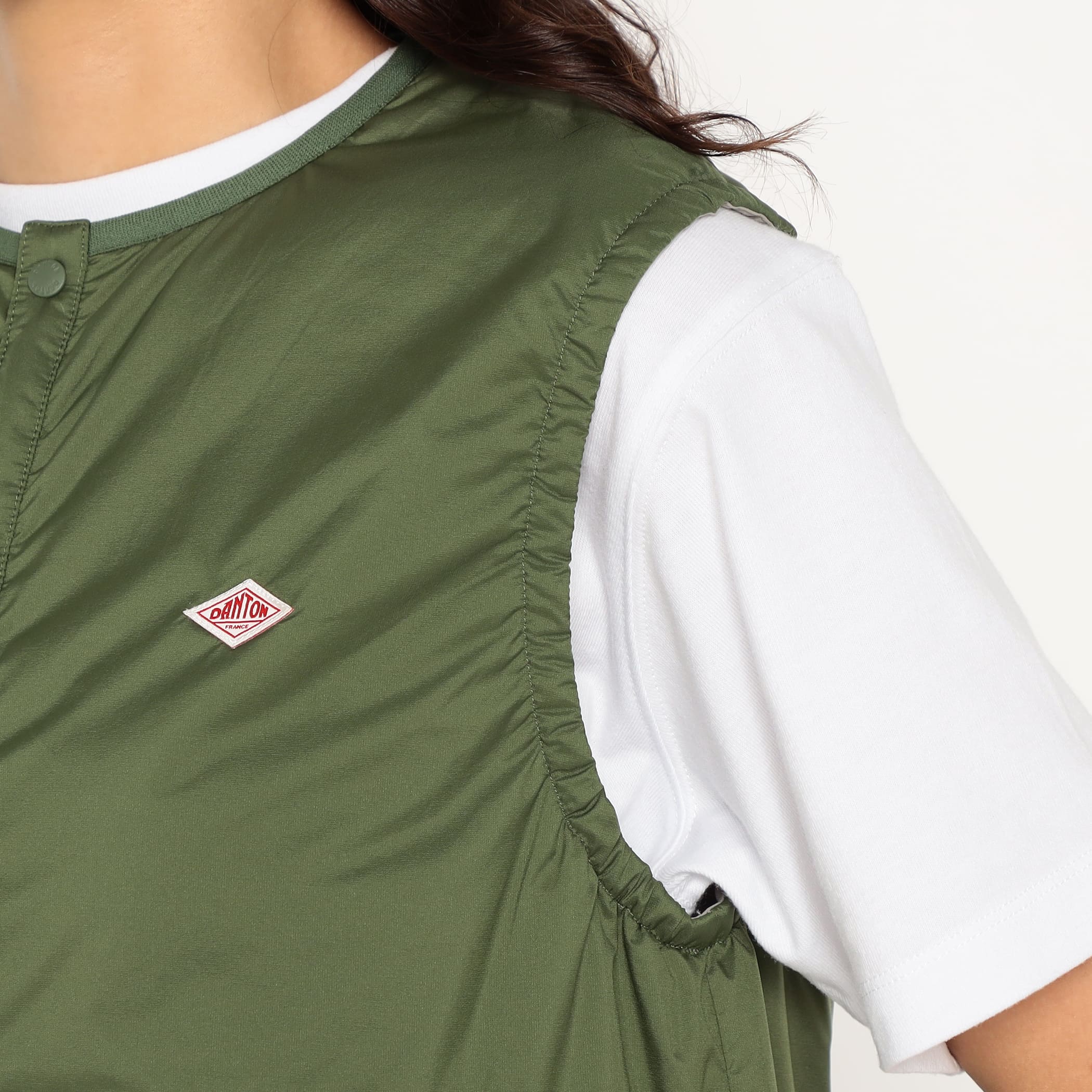 Women's Insulation Collarless Vest - Image 10