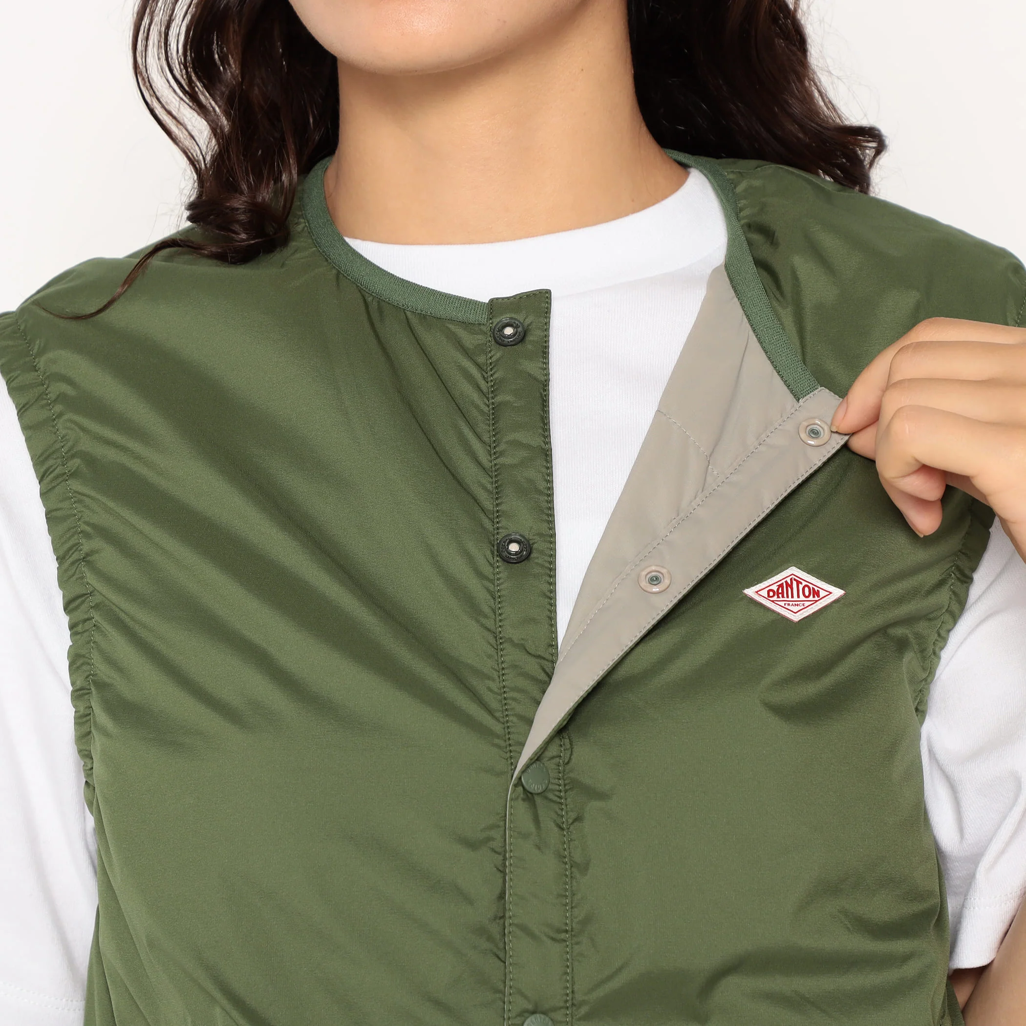 Women's Insulation Collarless Vest - Image 15