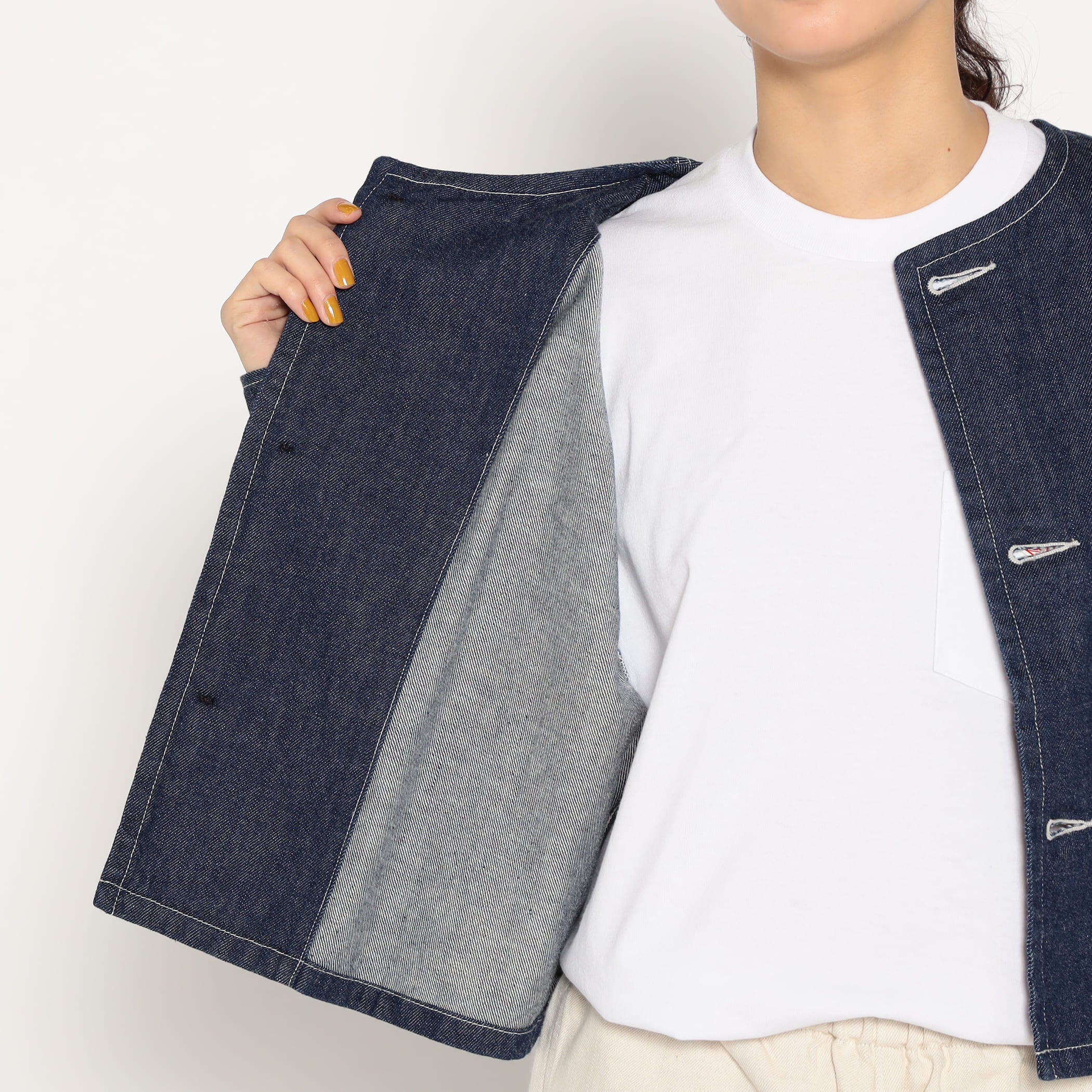 Women's Denim Collarless Short Jacket - Image 11