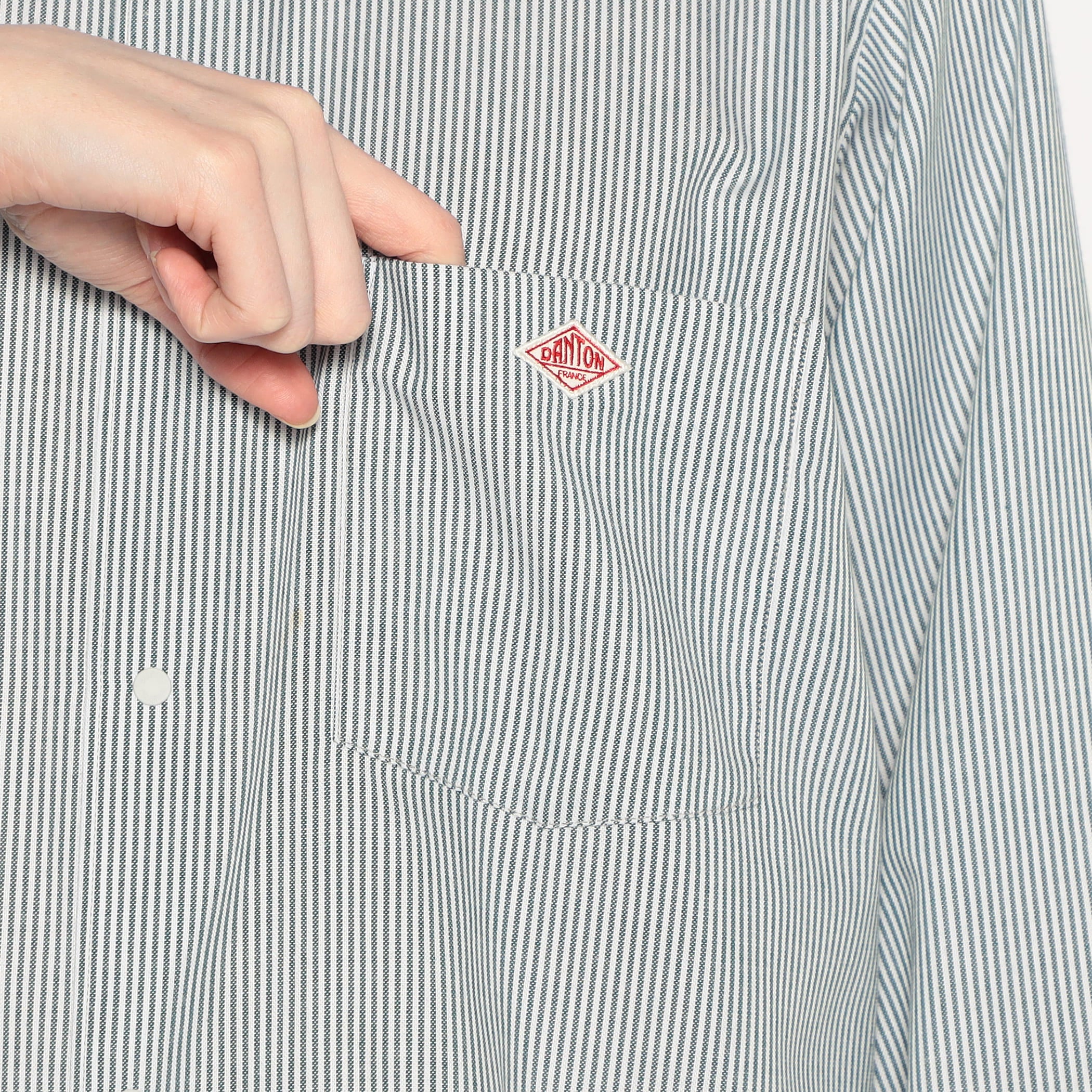 Women's Oxford Classic Collar Shirt - Image 11