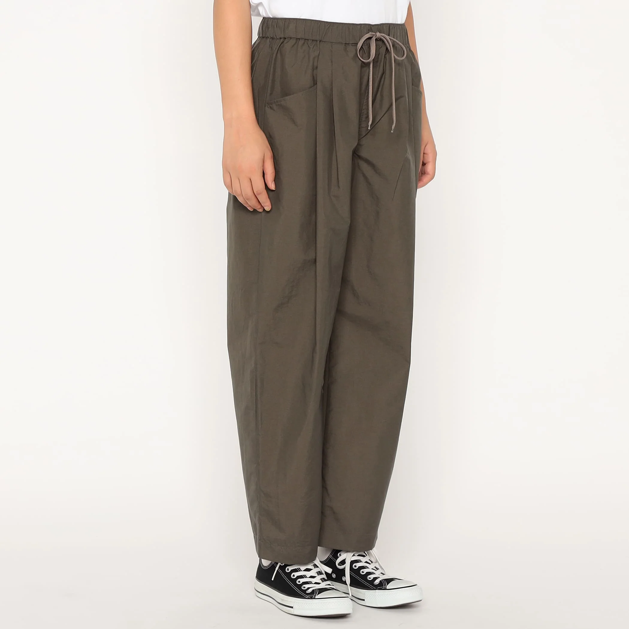 Women's Stunner Nylon 2tuck Easy Pants - Image 4