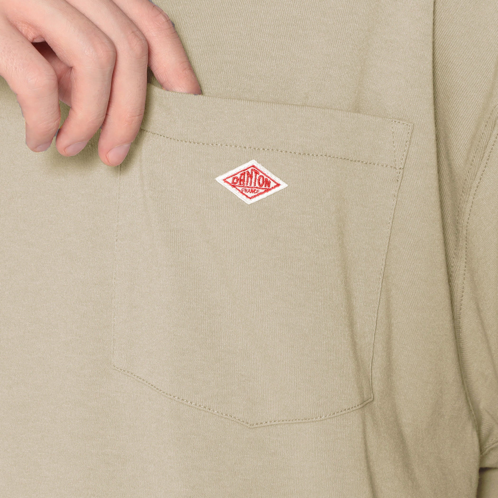 Men's Big Silhouette Pocket T-shirt - Image 11
