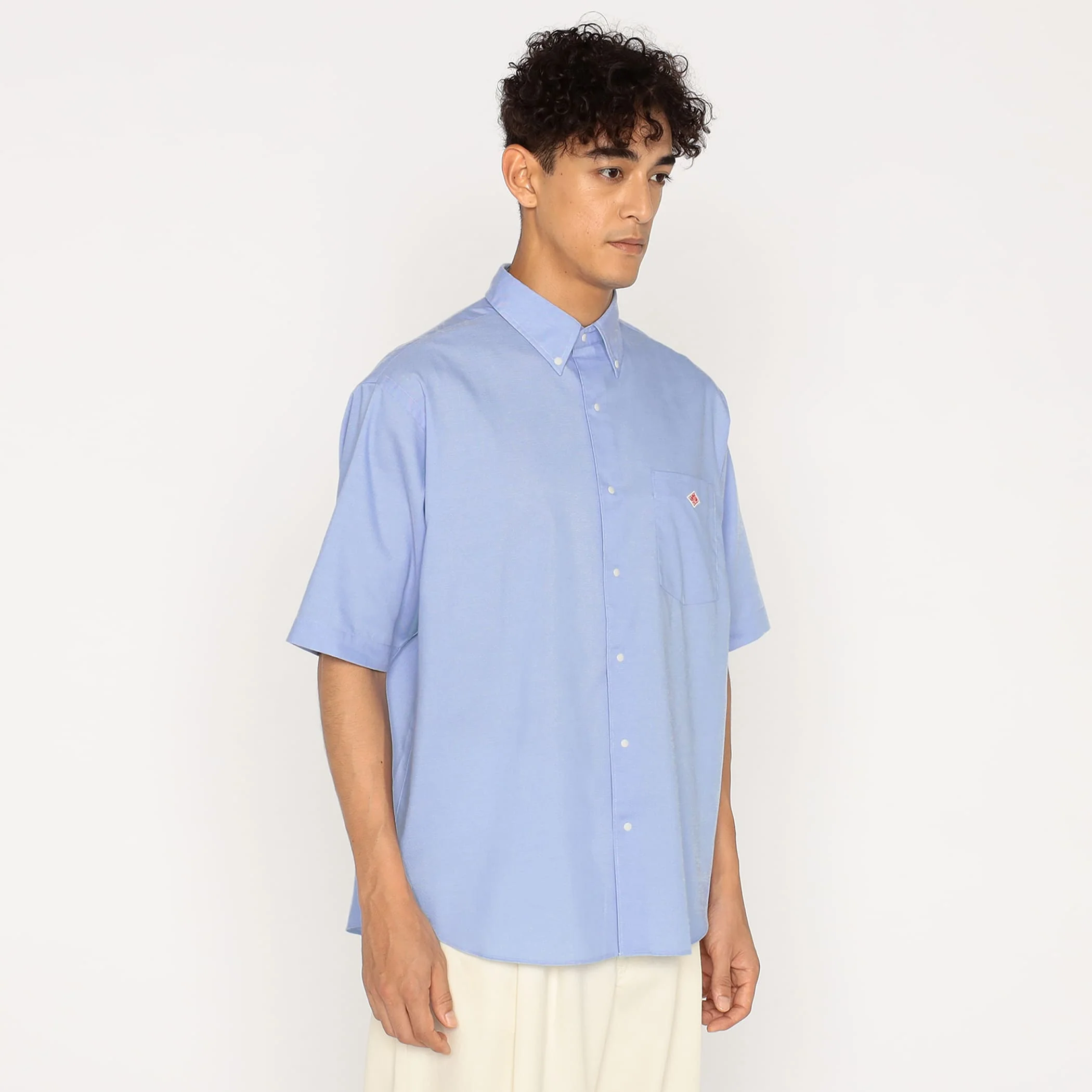 Men's Oxford Short Sleeve Button-Down Shirt - Image 3
