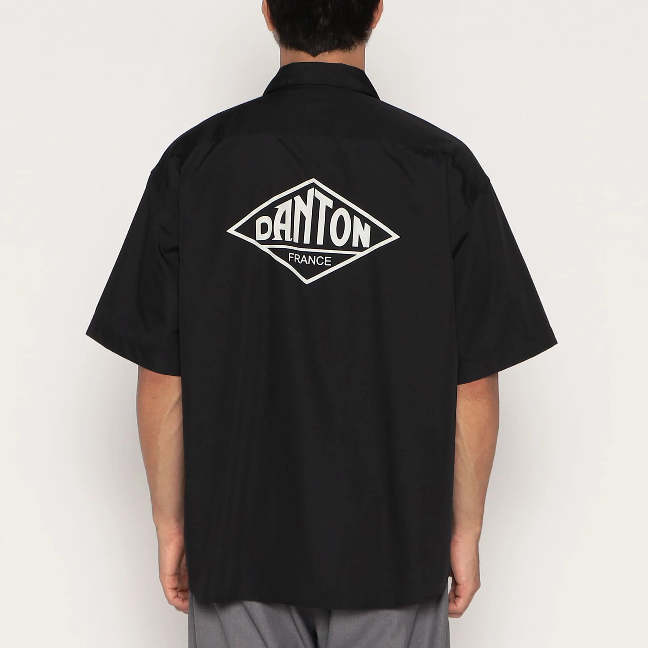 Men's Back Logo Short Sleeve Work Shirt - Image 17