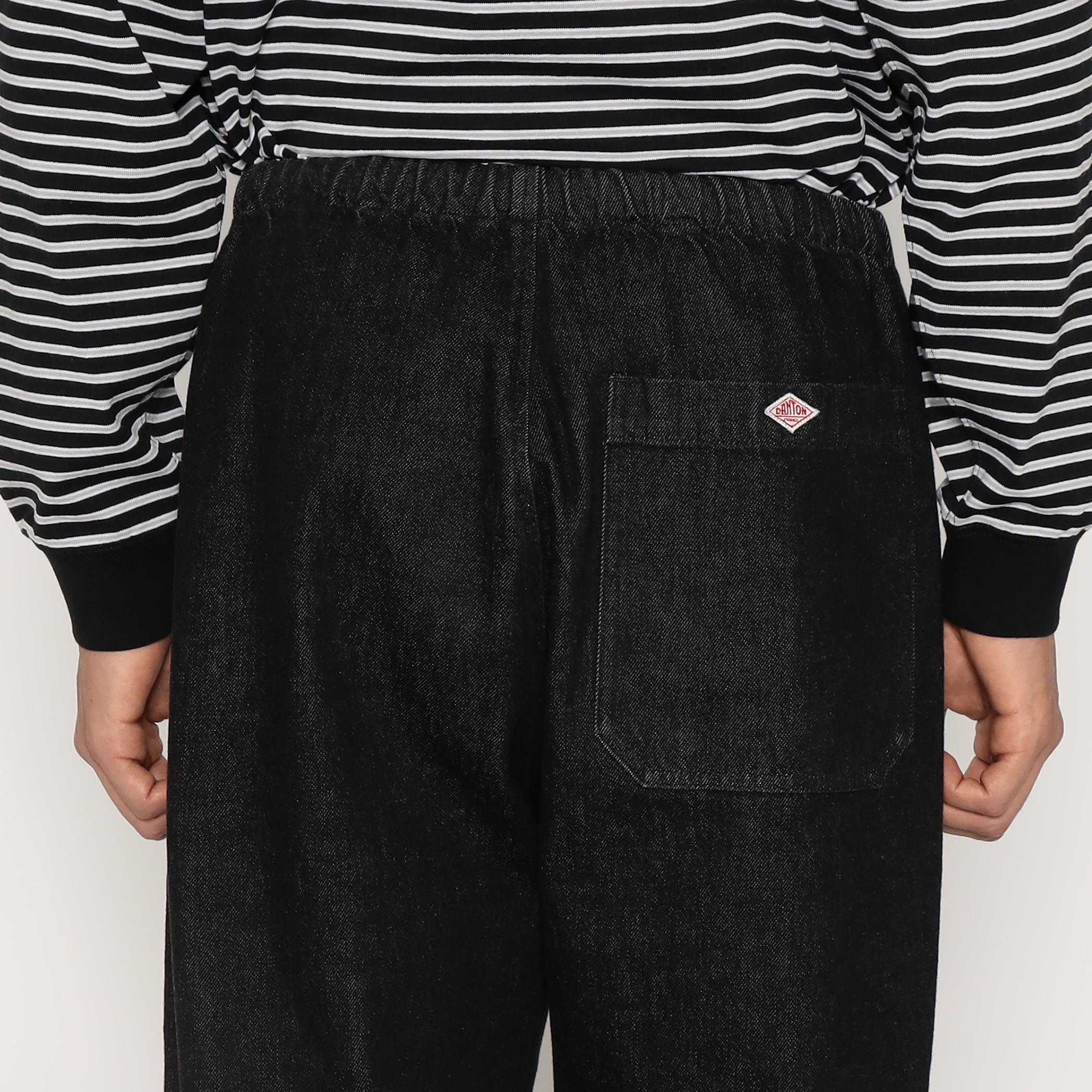 Men's Black Denim Easy Pants - Image 13