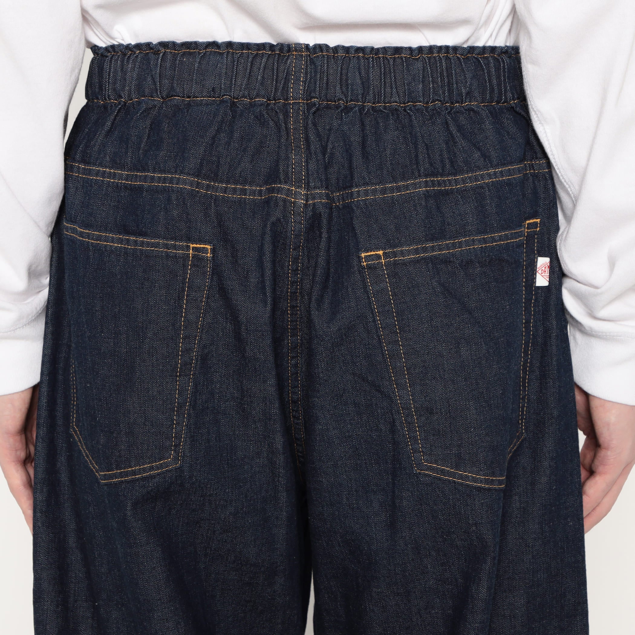 Men's Color Denim Belted Easy Pants - Image 12