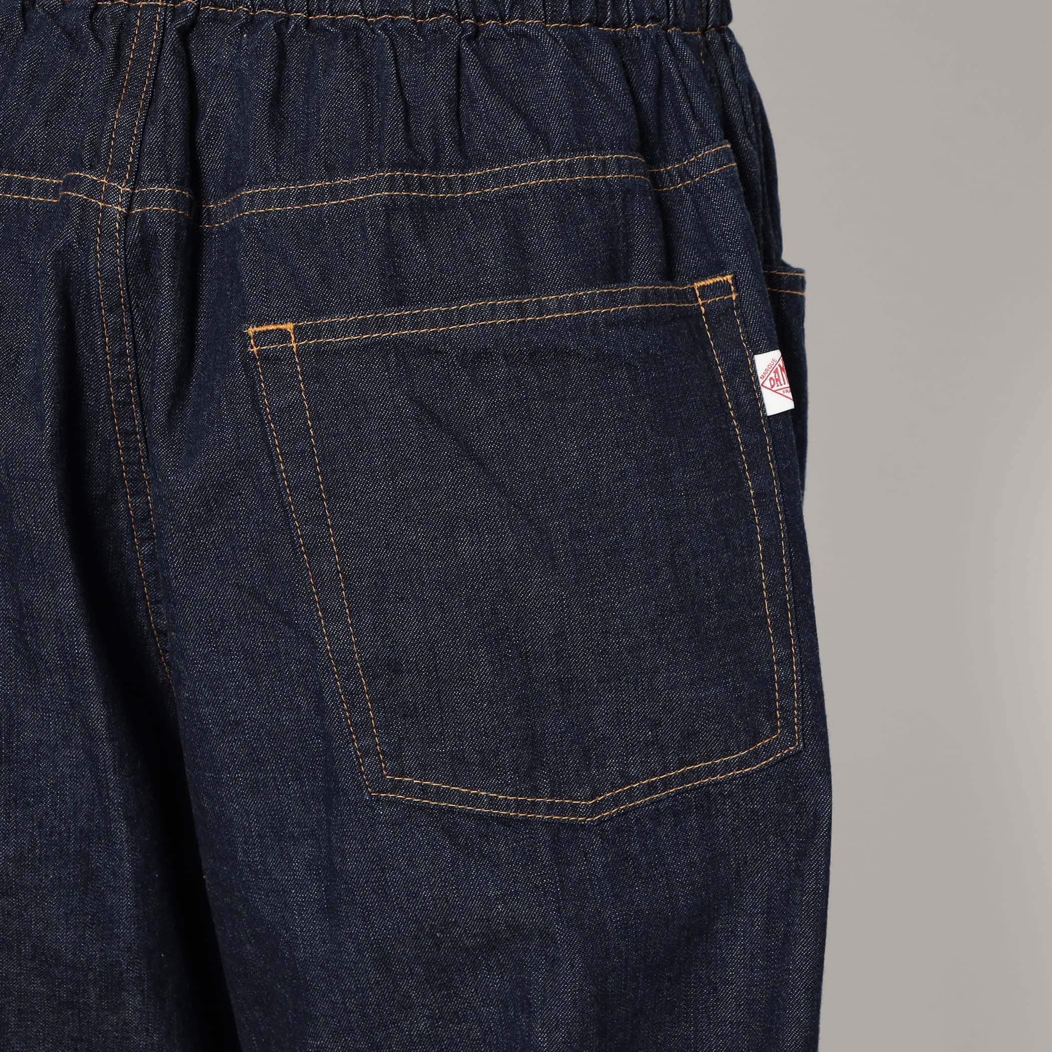 Men's Color Denim Belted Easy Pants - Image 13