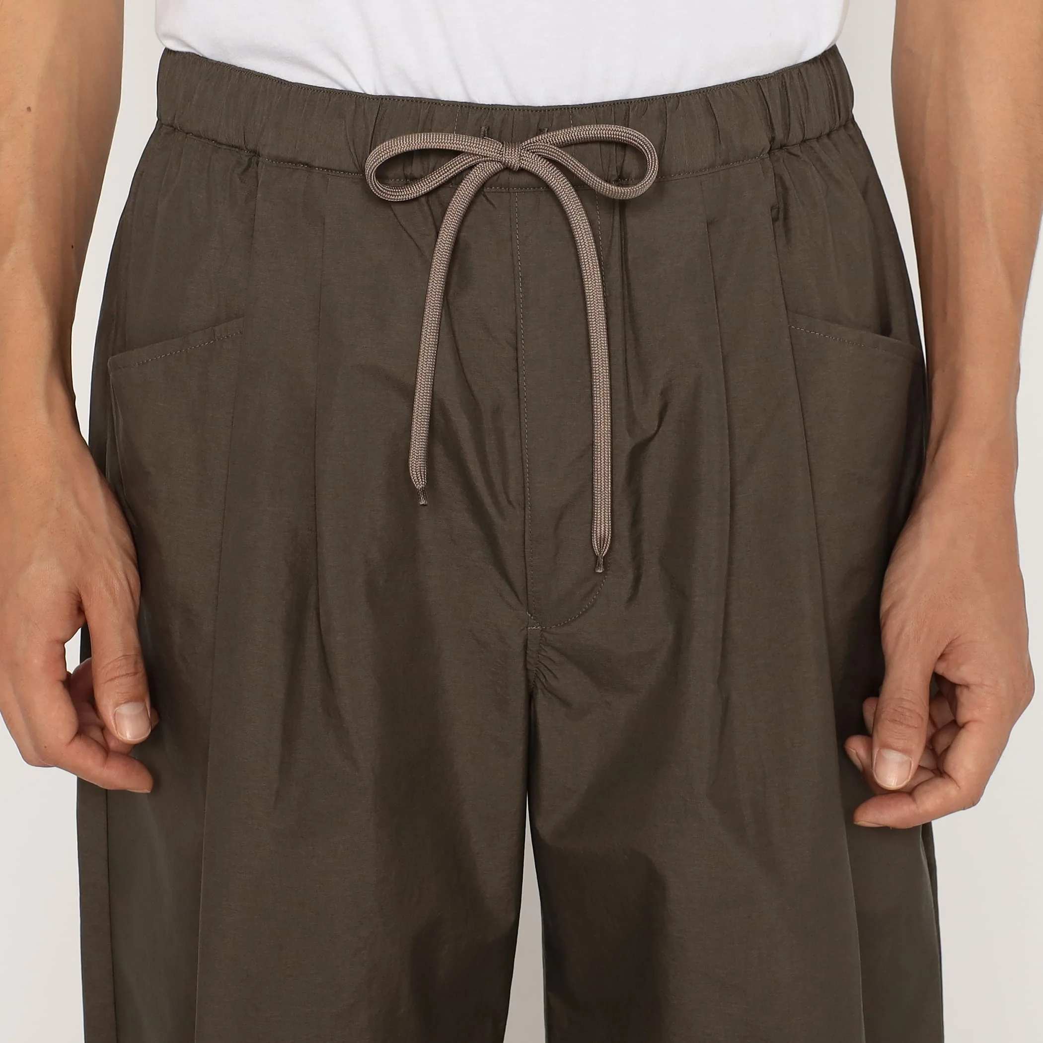 Men's Stunner Nylon 2tuck Easy Pants - Image 8
